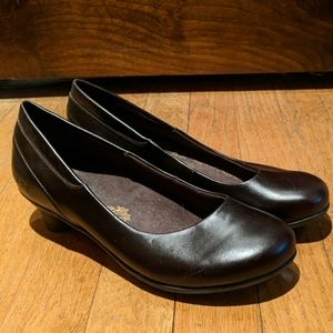 Taos low heeled pumps